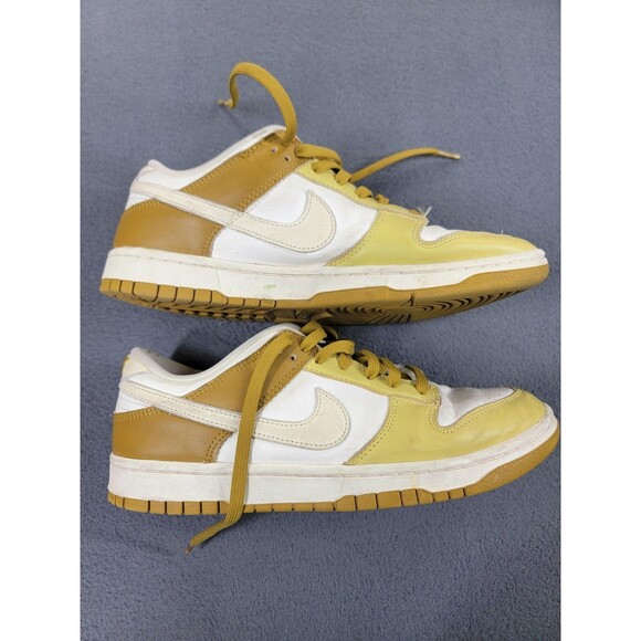 Nike Dunk Low Retro Shoes Mens Size 9.5 Yellow‎ White FZ4042-716 University Gold main image 4